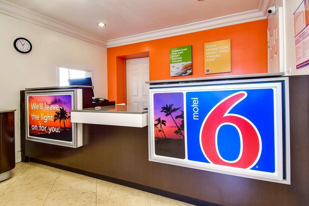 Motel 6 Garden Grove Εξωτερικό φωτογραφία