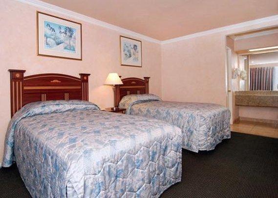 Motel 6 Garden Grove Δωμάτιο φωτογραφία
